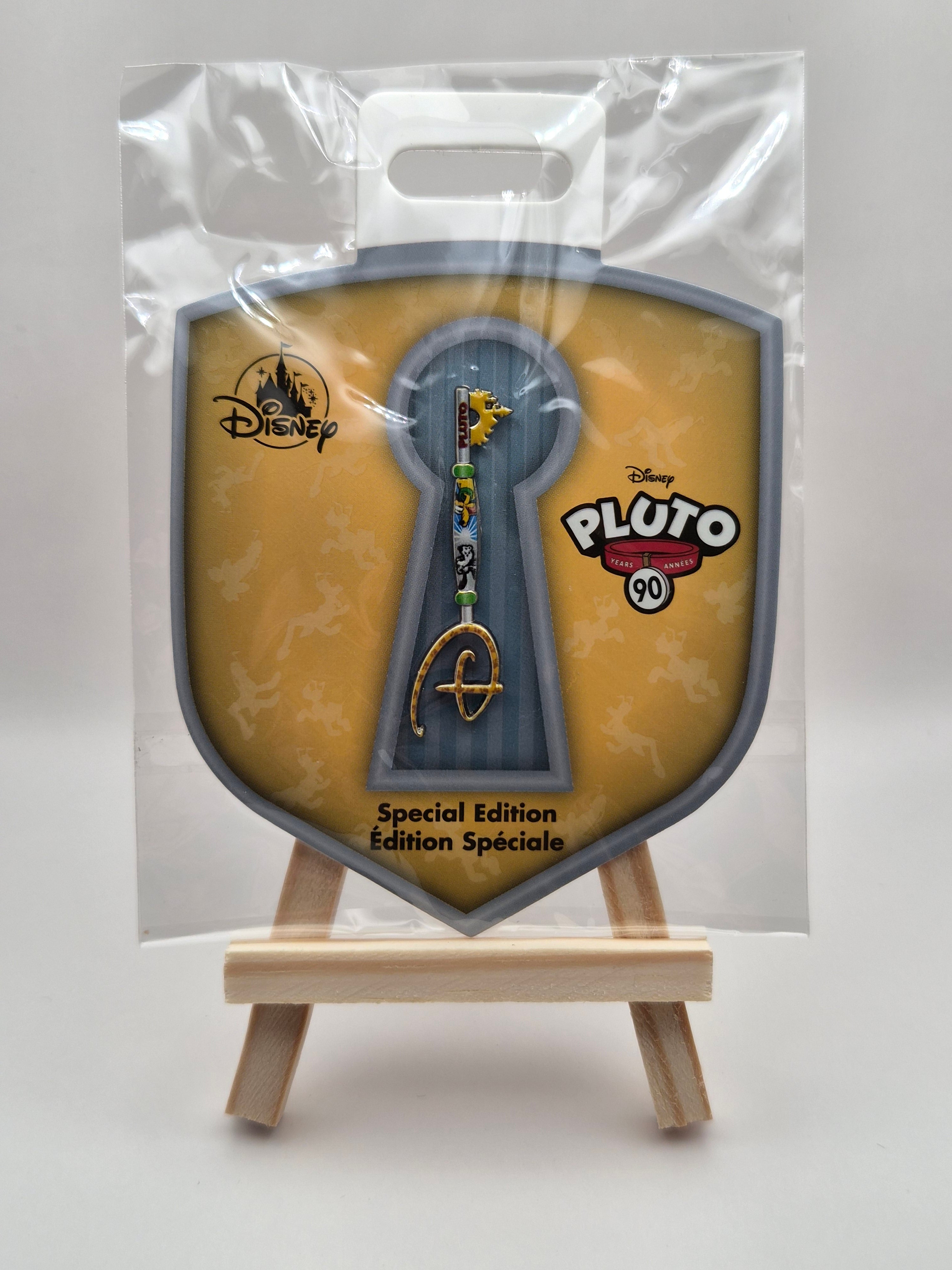 Disney Store Key - Pluto 90th Anniversary - Disney Pin