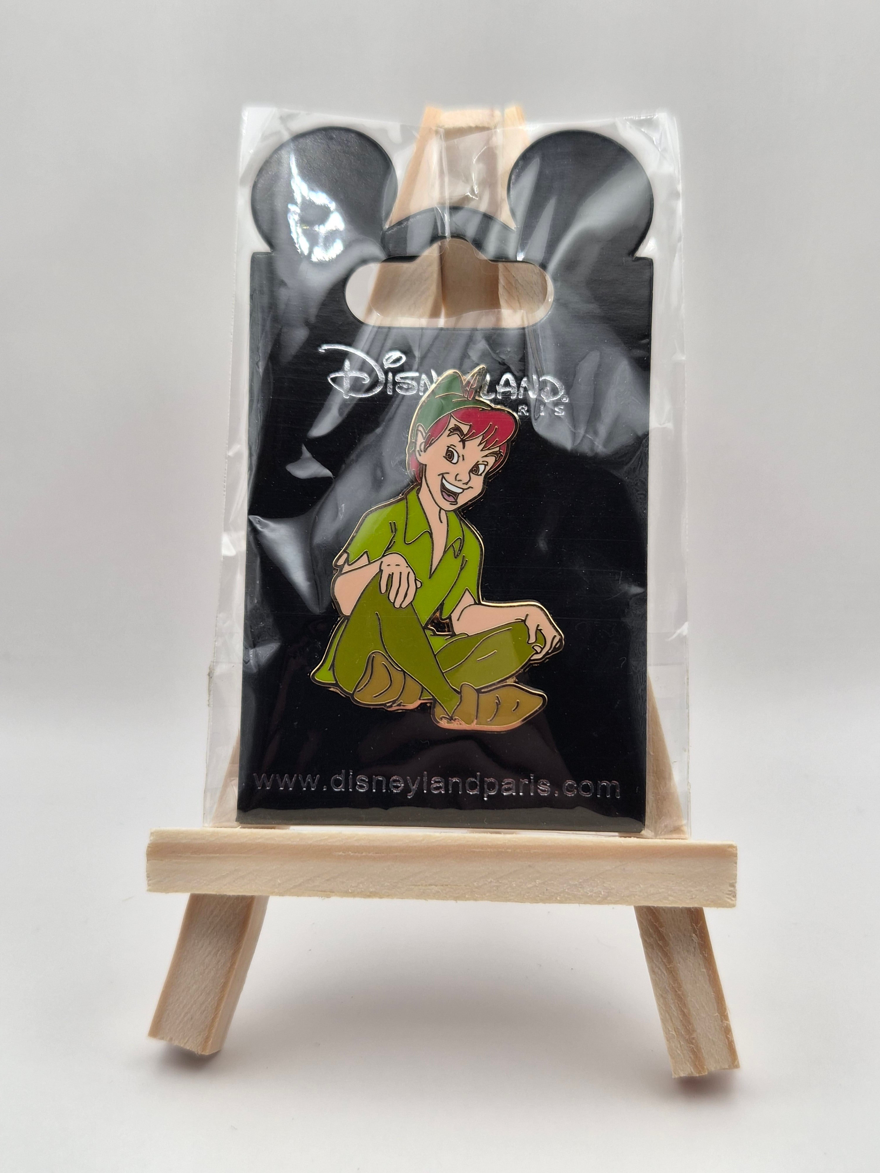 Peter Pan - Sitting - Disneyland Paris Pin