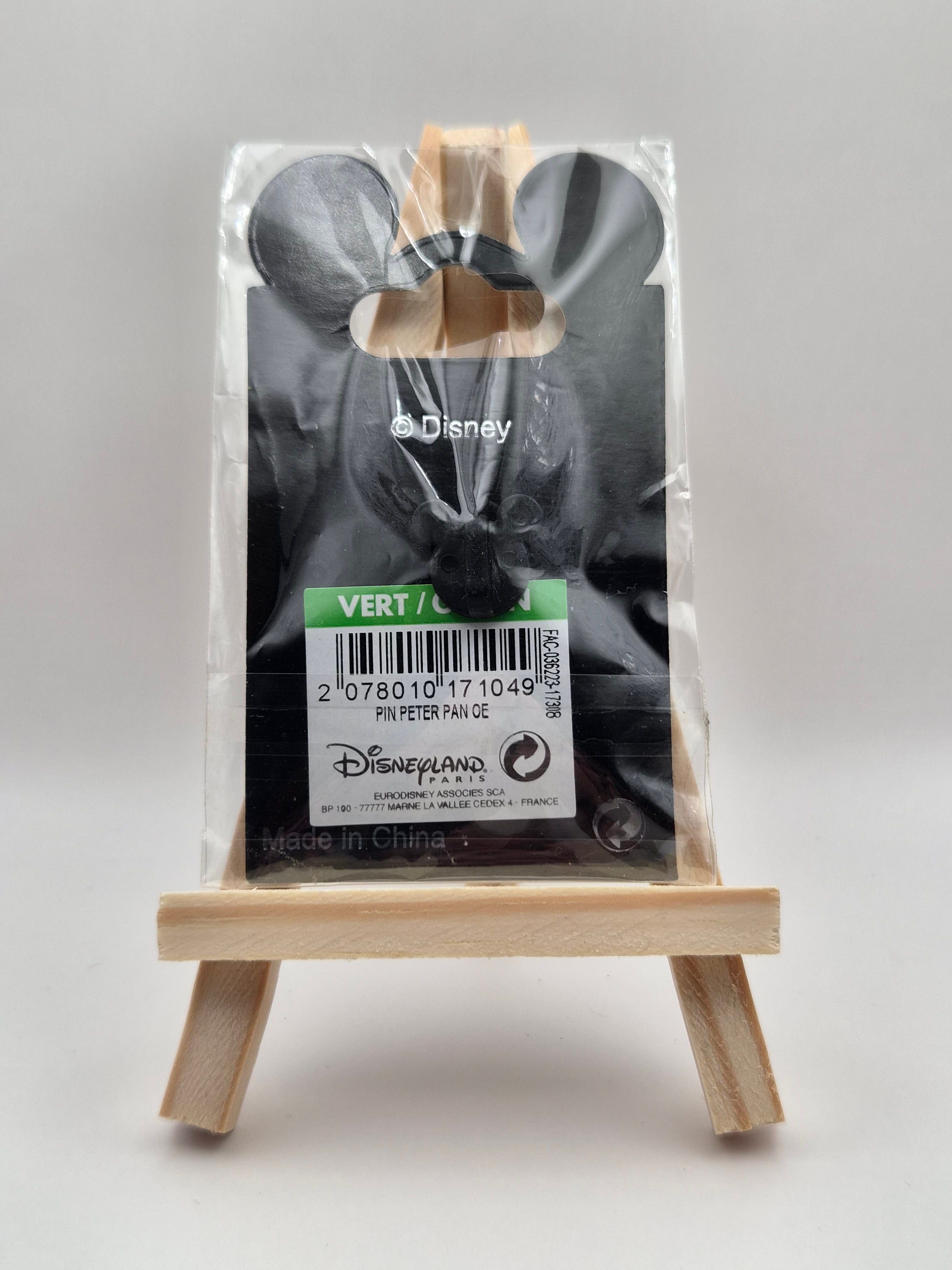 Peter Pan - Sitting - Disneyland Paris Pin