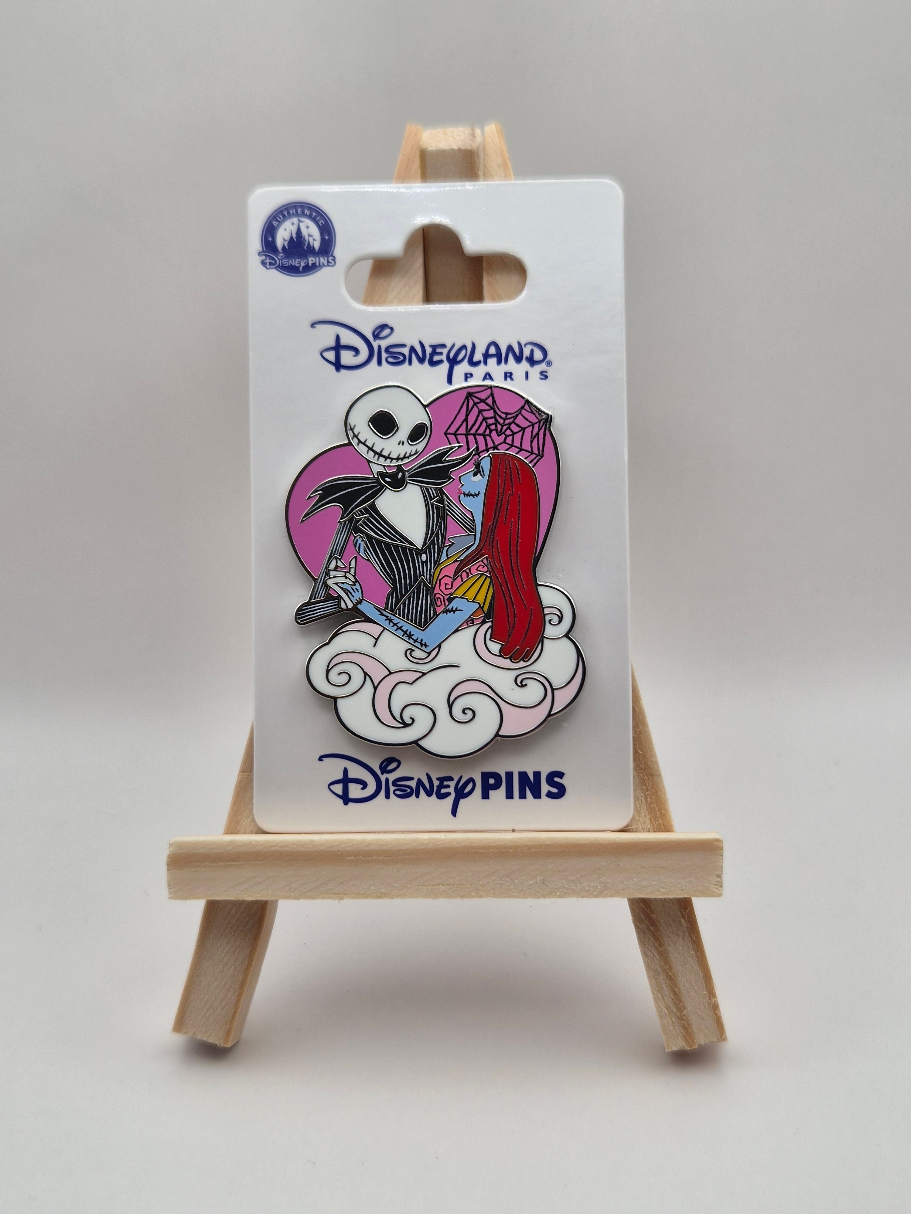 Jack Skellington and Sally in Love Heart - The Nightmare Before Christmas - Disneyland Paris Pin