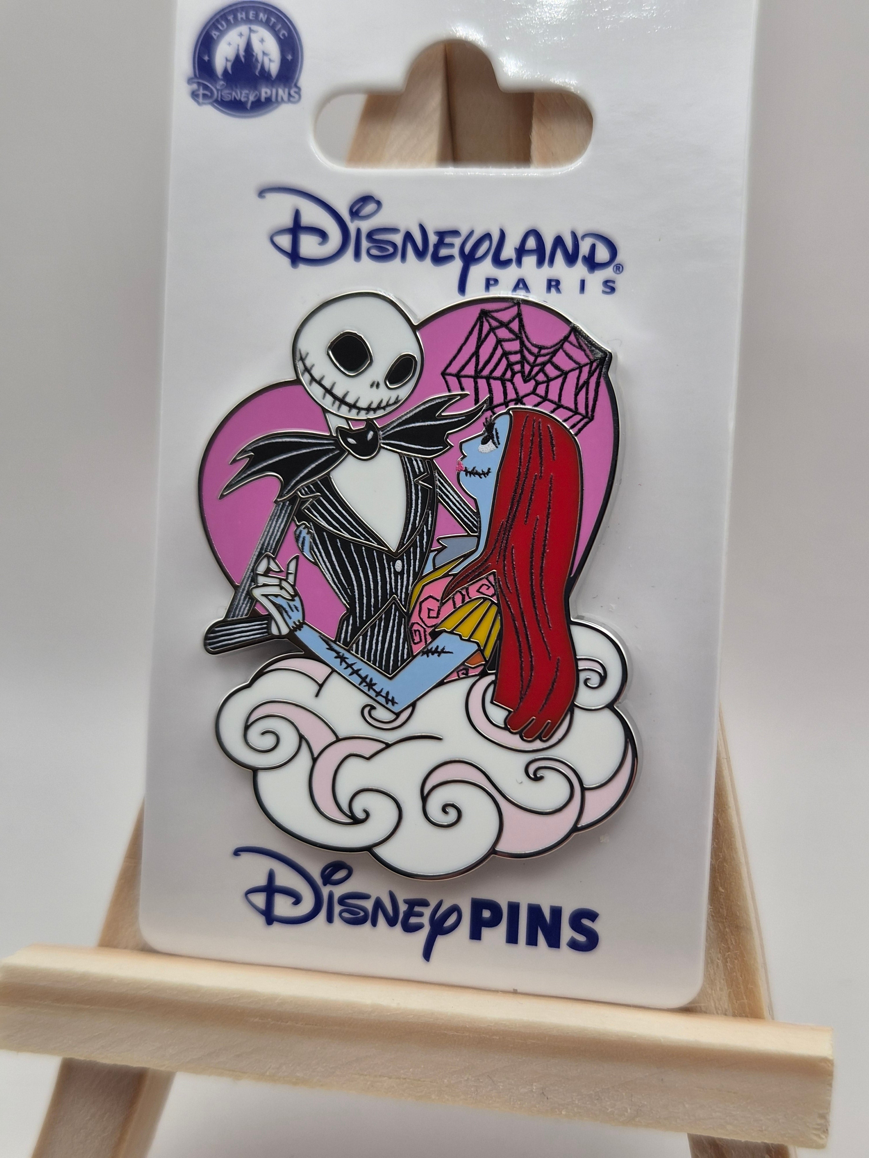Jack Skellington and Sally in Love Heart - The Nightmare Before Christmas - Disneyland Paris Pin