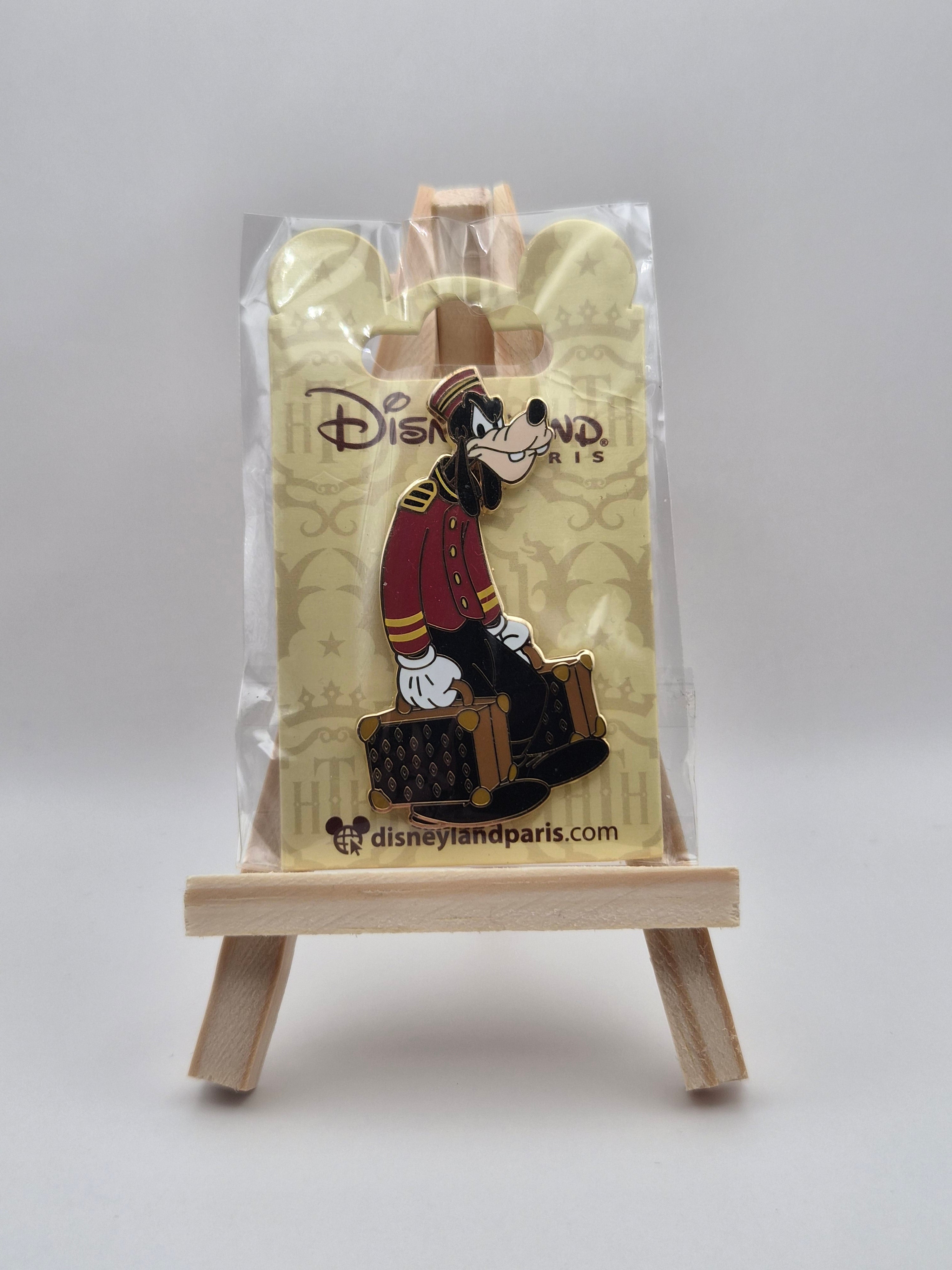 Goofy Bellhop - Tower of Terror - Disneyland Paris Pin