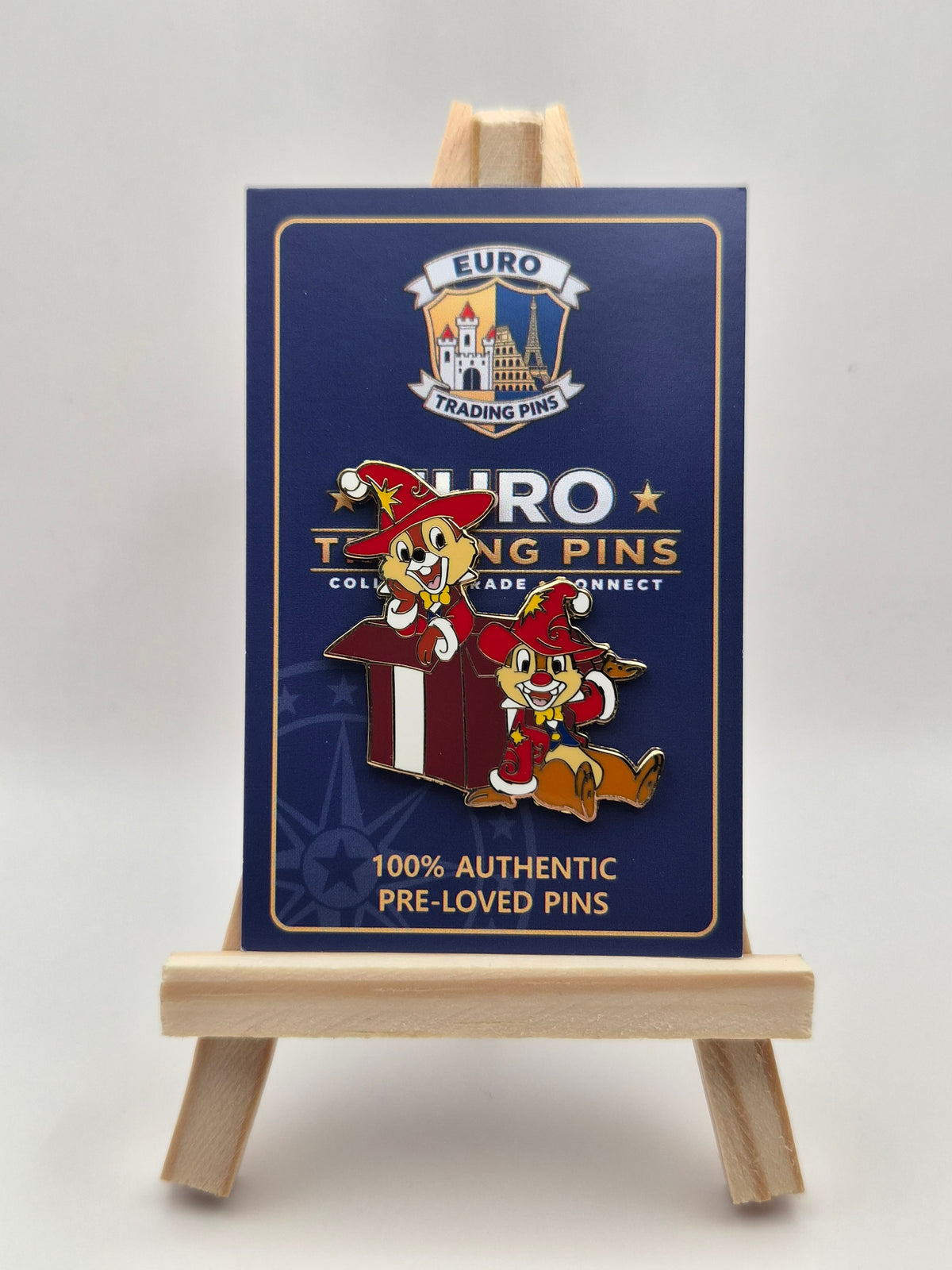 Chip and Dale - Christmas Gift - 100% Authentic Disney Pin