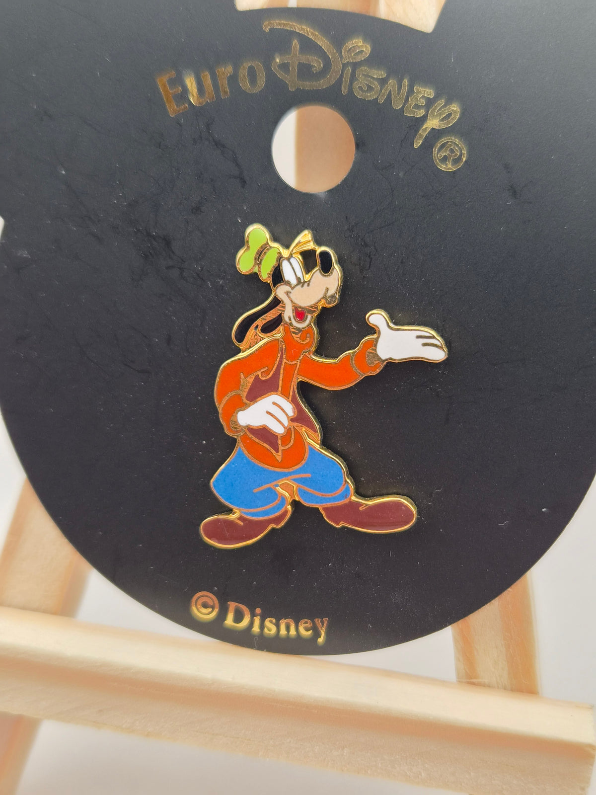 Goofy - Mickey and Friends - EuroDisney Vintage Pin
