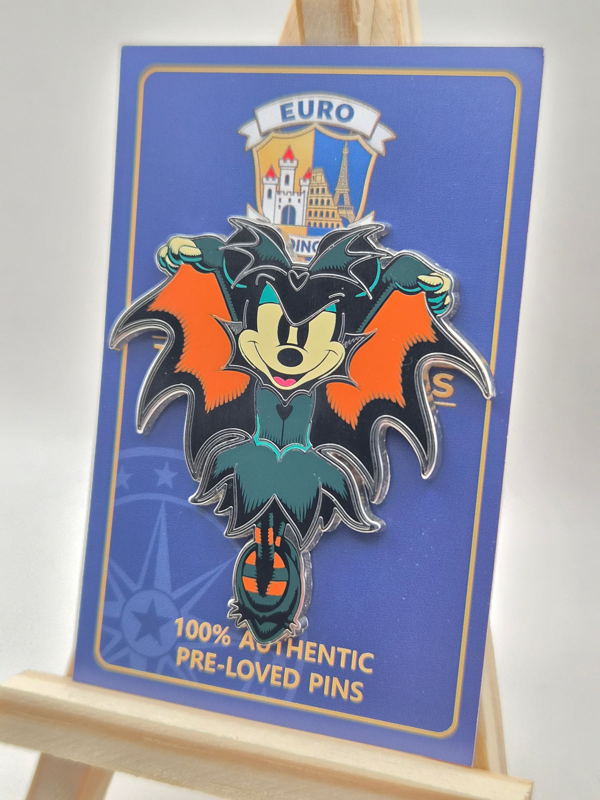 Minnie Mouse - Halloween Vampire - 100% Authentic Disney Pin
