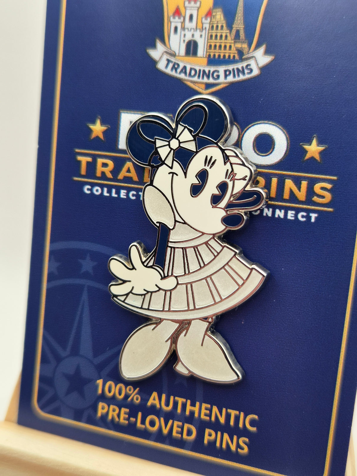 Space Mountain style Minnie Mouse - Minnie Mouse The Main Attraction - 100% Authentic Disney Pin