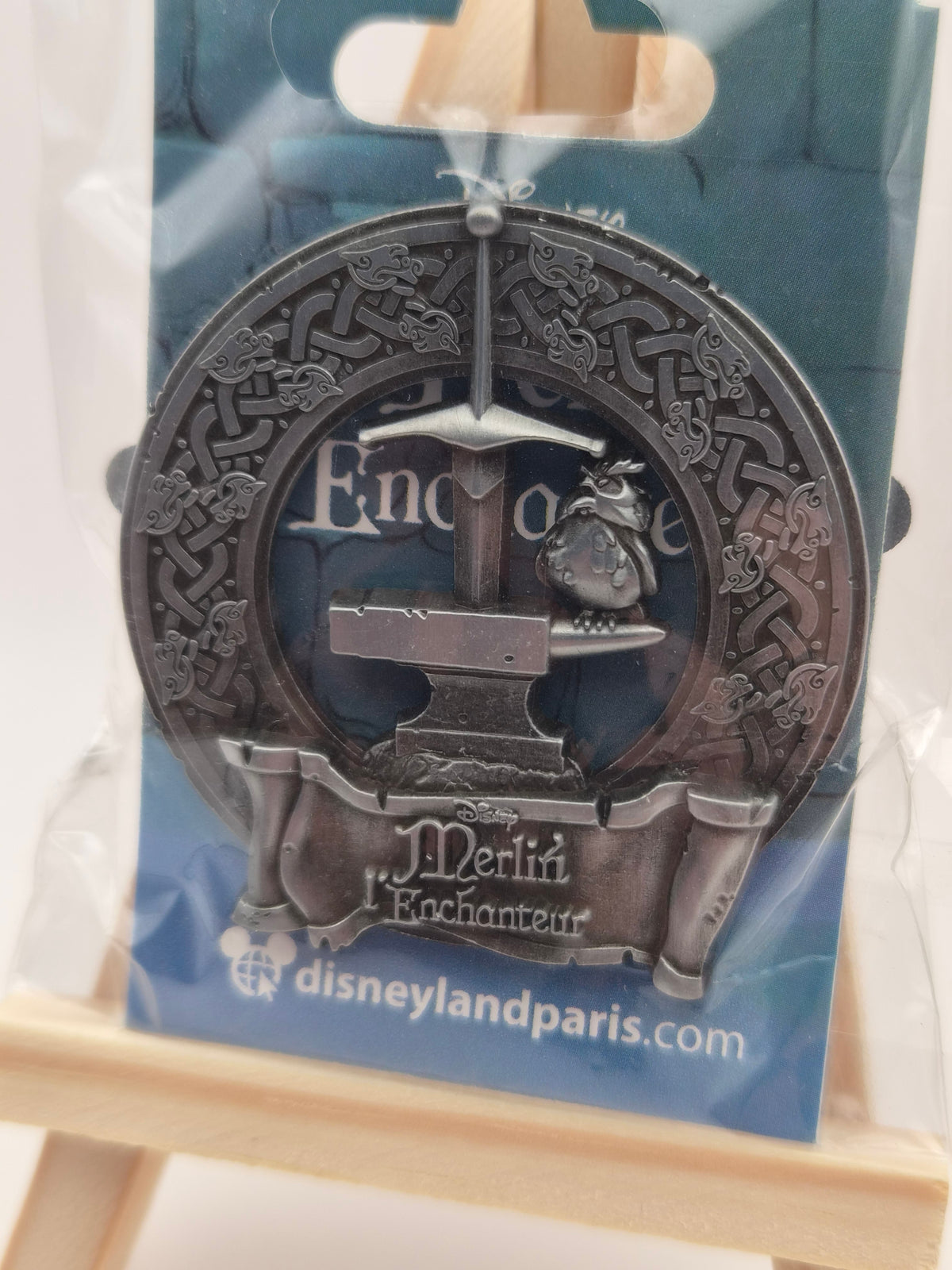 The Sword in the Stone - Merlin L'Enchanteur - Disneyland Paris Pin