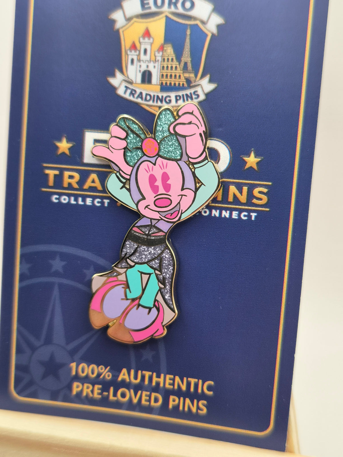 It's a Small World style Minnie Mouse - Minnie Mouse The Main Attraction - 100% Authentic Disney Pin