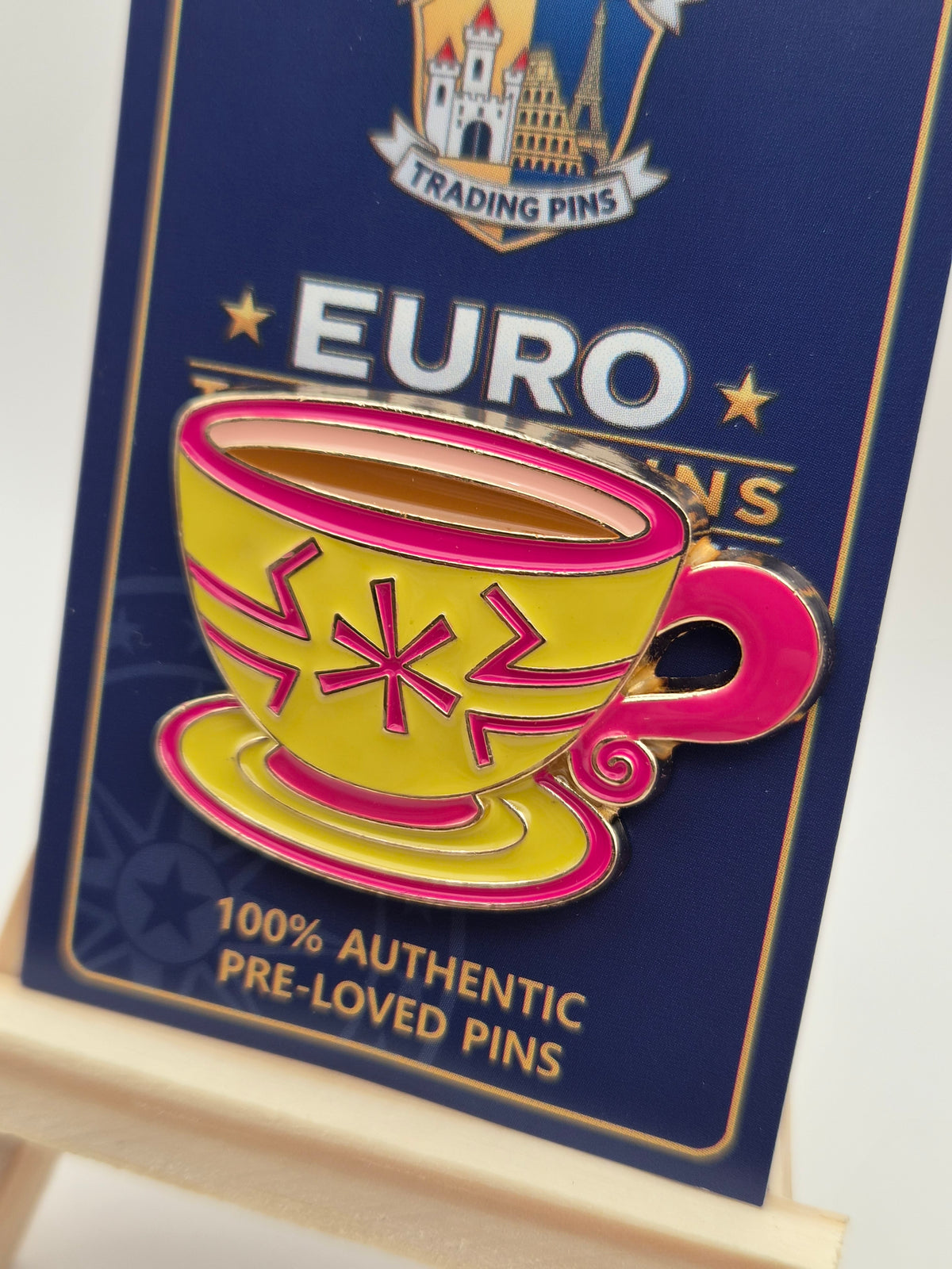 Mad Hatter's Tea Cups Vehicle - Minnie Mouse The Main Attraction - 100% Authentic Disney Pin