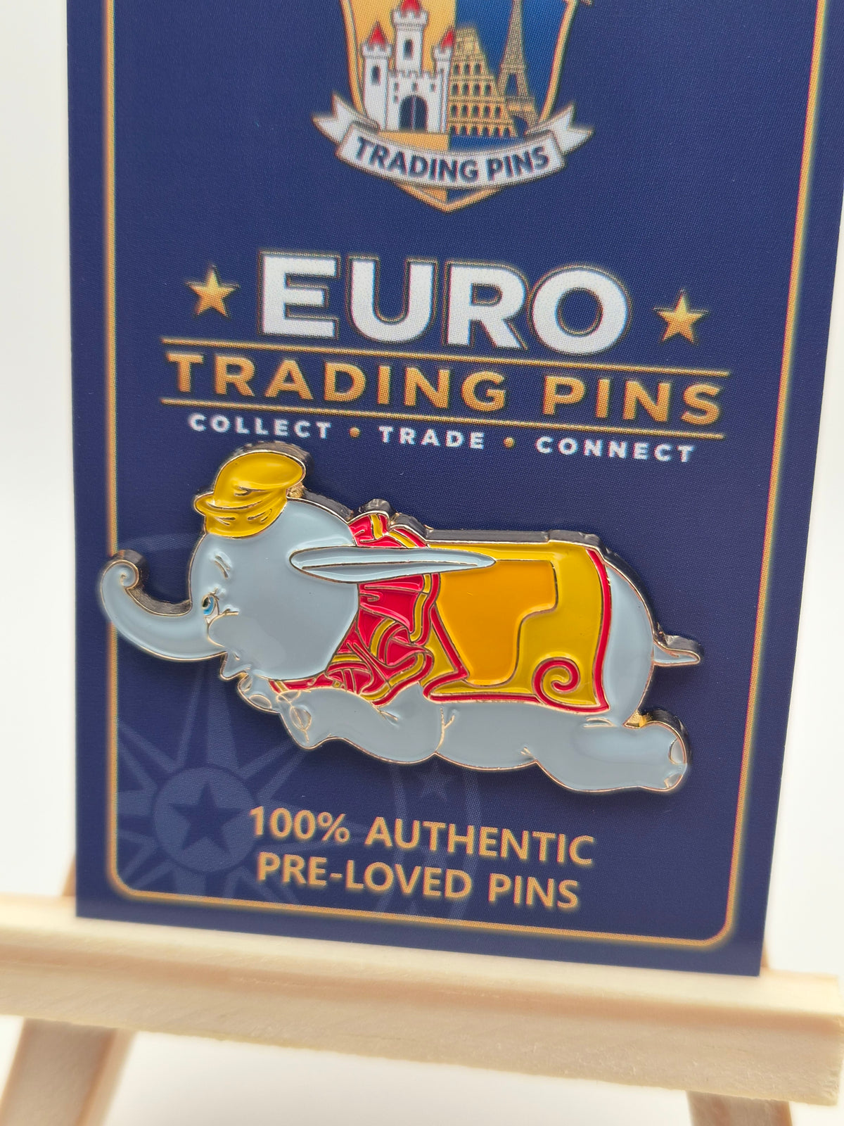 Dumbo The Flying Elephant - Minnie Mouse The Main Attraction - 100% Authentic Disney Pin