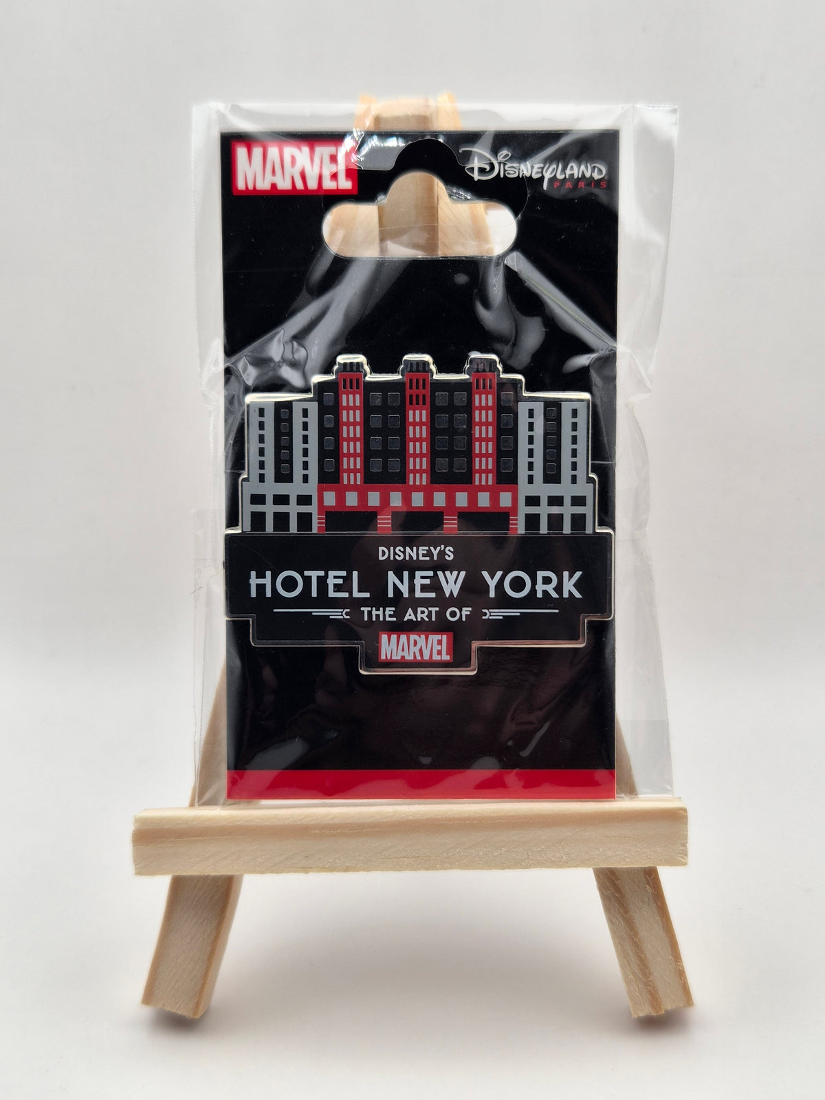 Hotel New York Façade - The Art of Marvel - Disneyland Paris Pin