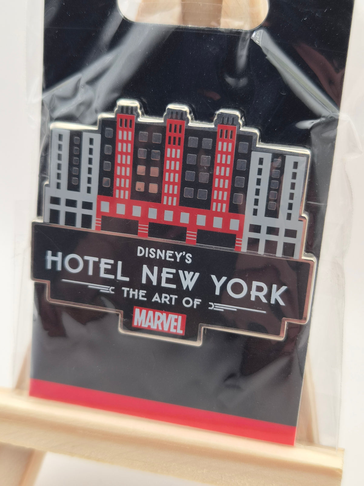 Hotel New York Façade - The Art of Marvel - Disneyland Paris Pin