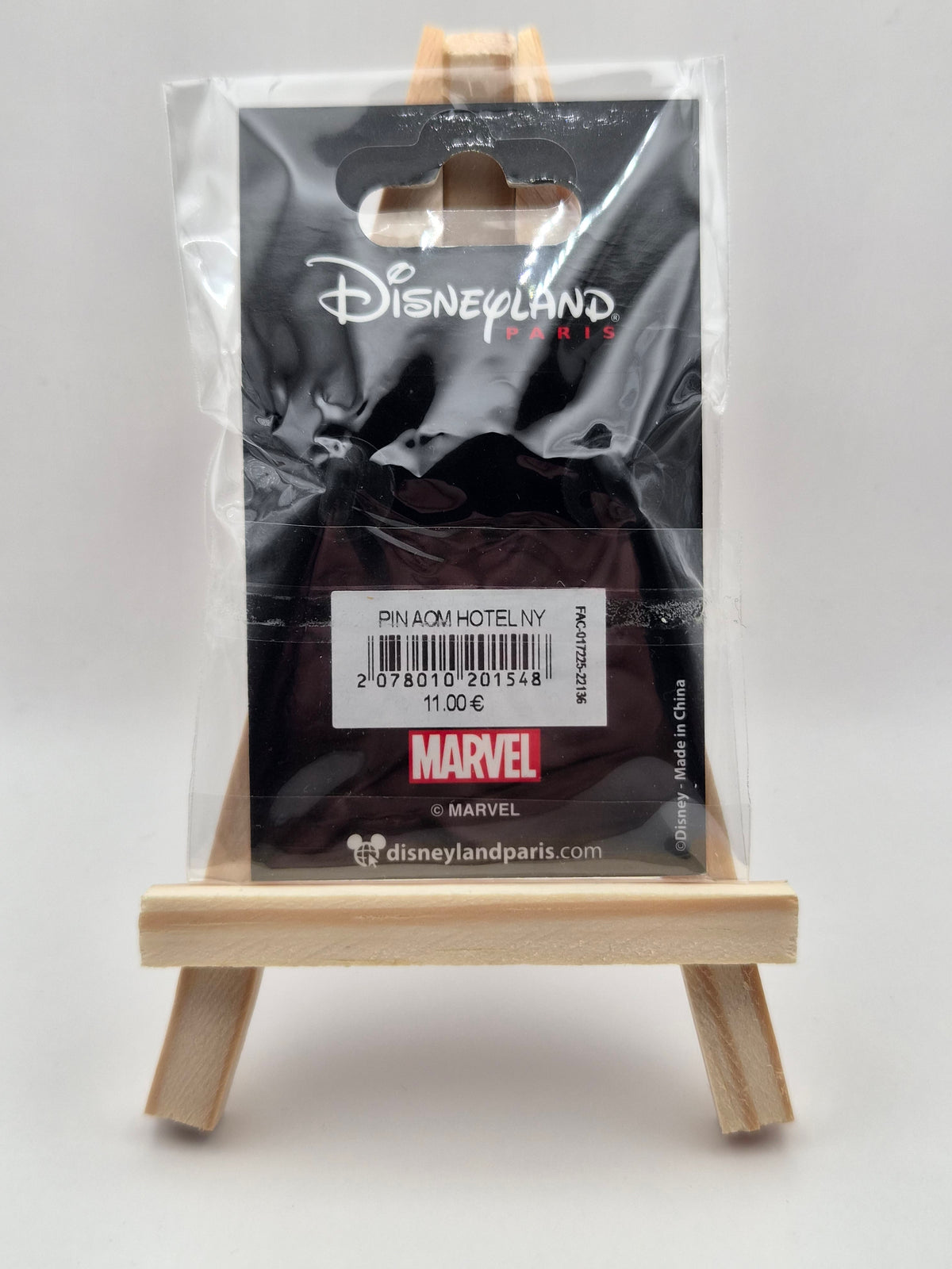 Hotel New York Façade - The Art of Marvel - Disneyland Paris Pin