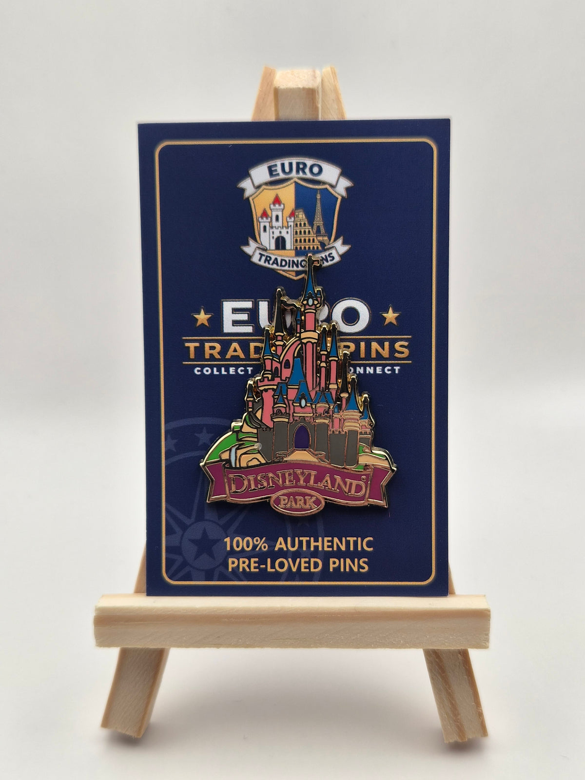 Disneyland Park - Logo with Castle - 100% Authentic Disney Pin