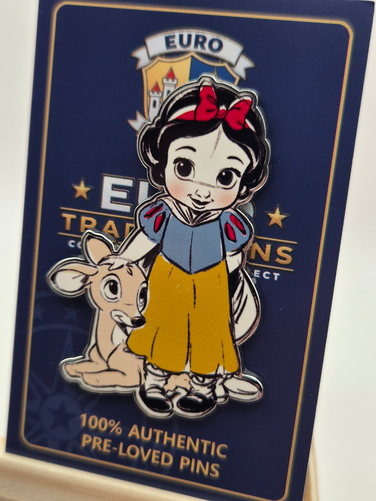Snow White with Deer (Animators) - Snow White and the Seven Dwarfs - 100% Authentic Disney Pin