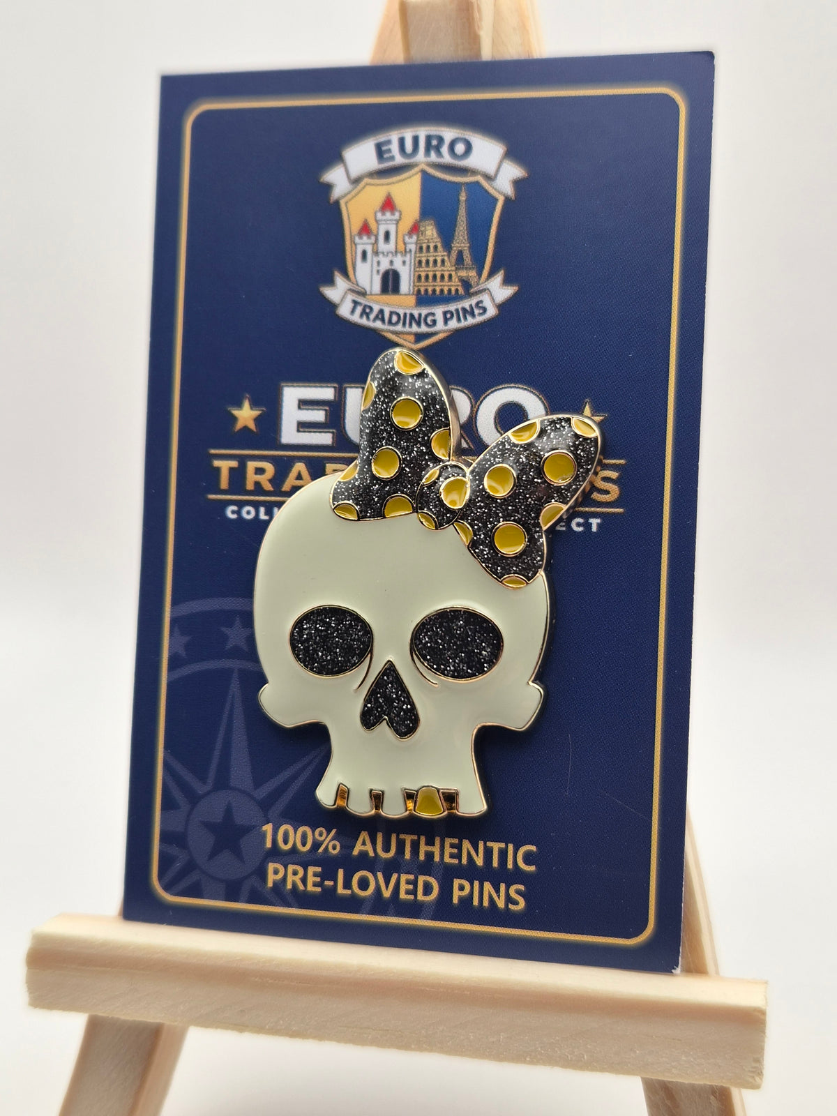 Pirates of the Caribbean Skull - Minnie Mouse The Main Attraction - 100% Authentic Disney Pin