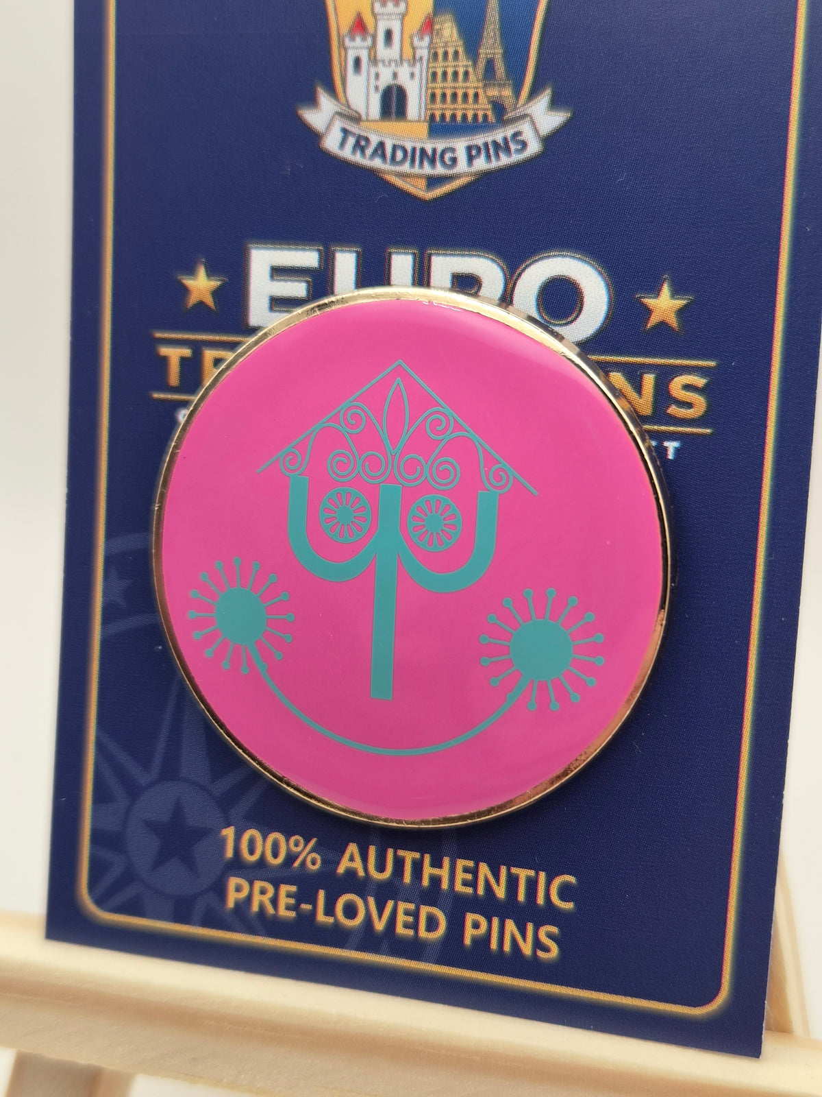 It's a Small World Clock Face - Minnie Mouse The Main Attraction - 100% Authentic Disney Pin